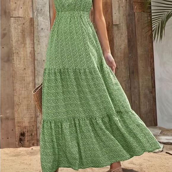 Maxi dress - Picture 2 of 4